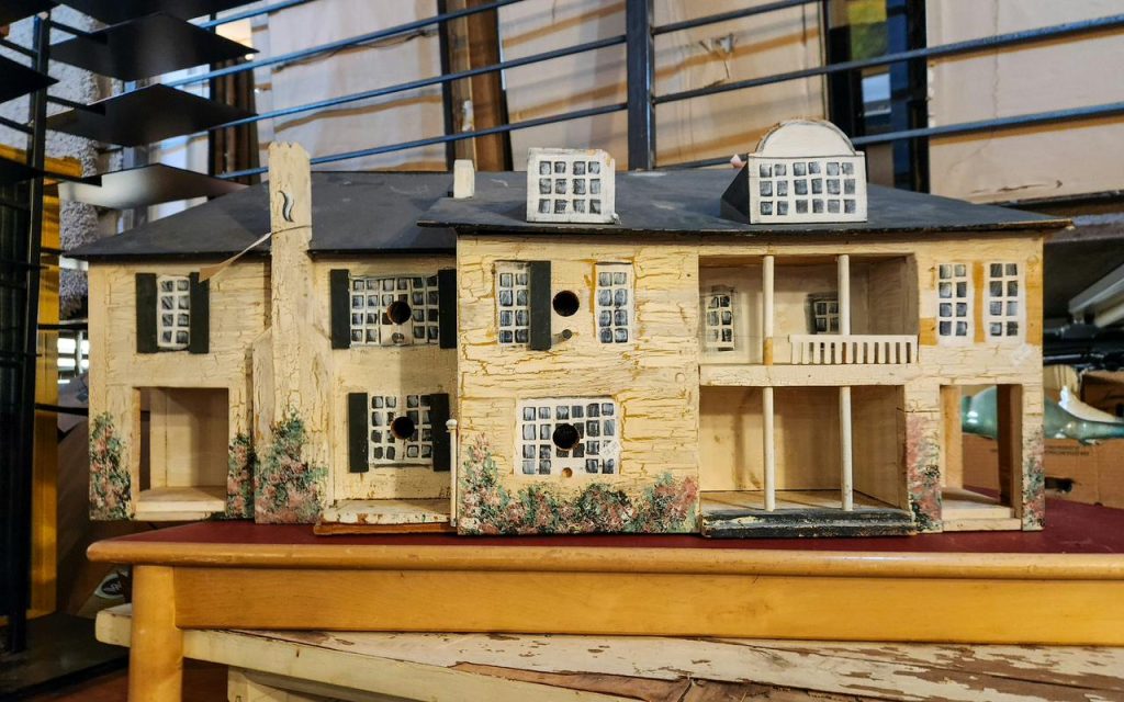 Architectural Models Crafting 